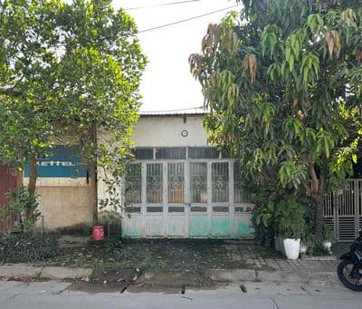 Đất và nhà mặt ql1 cạnh trạm thu phí