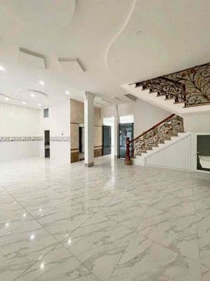 Cho thuê cặp nhà 1 trệt 3 lầu 2 mặt tiền đường lý thái tổ cần thơ