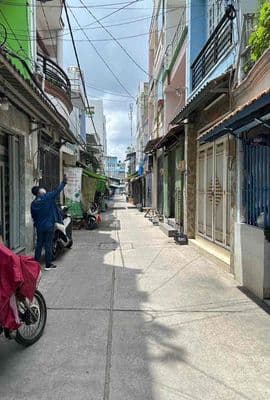 Nhà 1 trệt 1 lầu 4x9 Trương Phước Phan