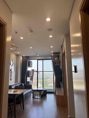 Cho thuê CC lafortuna tầng cao ở được luôn