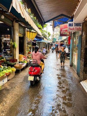 Nhỉnh 3 tỷ-nhà mới 2 tầng full nội thất-mt hẻm xe hơi-tân hưng quận 7