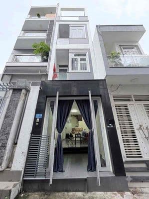 Nhà mới 4 tầng Giá chỉ 6tỉ nhĩnh