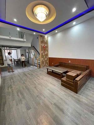Cho thuê nhà 3 tầng nam hoà xuân - 3 pn - 17 triệu