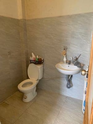 Cho thuê mặt bằng kinh doanh rộng hơn 100m