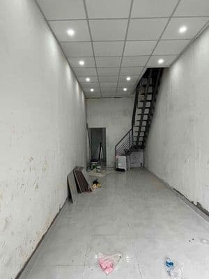 Cho thuê nhà mặt tiền q11 - 2 tầng chỉ 13 triệu tháng