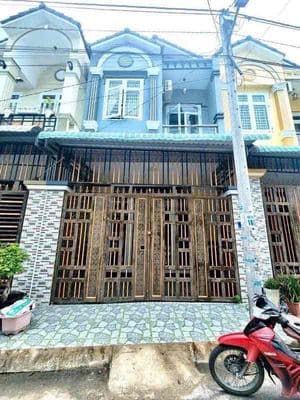 Nhà mới 2pn 2 máy lạnh KDC Quân Báo