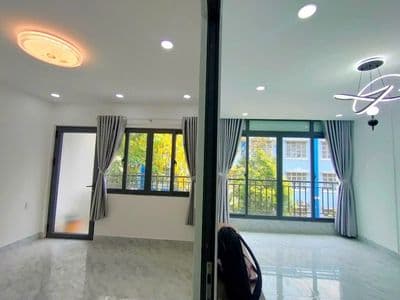 Bán căn hộ chung cư sát vách công viên lê thị riêng