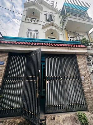 Cho thuê 1 trệt 3 lầu 5pn 5wc