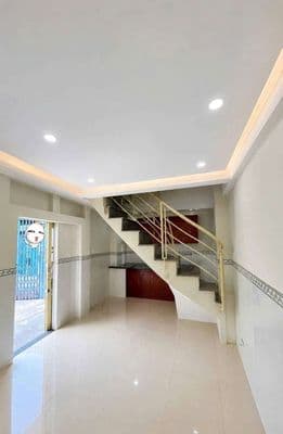 Cho thuê nhà 2pn , 2wc hẻm 42 Đồng Xoài, p13 Tân Bình