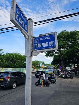 Chính chủ cần bán gấp nhà 2 tầng mặt tiền Trần văn dư