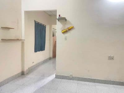 Nhà Cấp 4 Hẻm Xe Hơi Gần Đường Nguyễn Du, Dĩ An