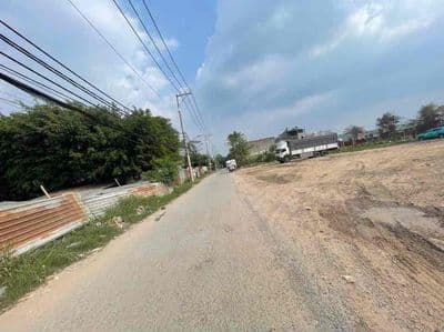 Cần bán 2 lô đất mặt tiền đông thạnh8-1. gần chợ gấu lê văn khương