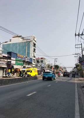 Nhỉnh 8 nhà 2 tầng mới ở ngay sát mặt tiền tránh xe hơi kcx tân thuận