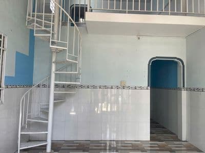 Nhà có gác Mỹ Thạnh, Long Xuyên