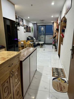 (7909-10) ngộp nặng. star tower tp hcm. giá tan nát
