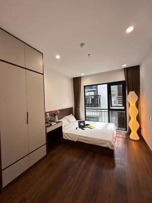 Studio Trung Kính – Full Nội Thất – Thang Máy – Giá Tốt