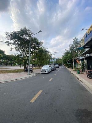 Bán nhà phố Bình Tân hiện đại nội thất sang trọng