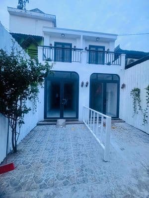Chuyện như đùa căng nhà phan văn trị - gò vấp hèm xe tải tránh nhau