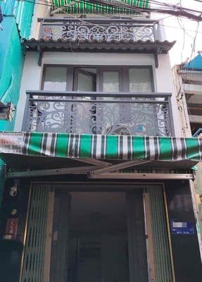 Bán gấp nhà hẻm 136 hậu giang thông nhiều đường , hẻm xe tải