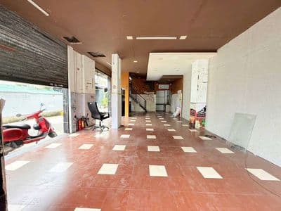 Cho thuê mặt bằng góc 2 mặt tiền tx22 có sẵn nhà ở lại 12tr