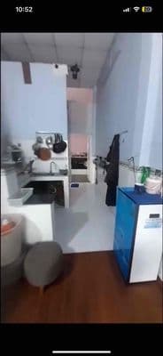 Nhà thuê bà điểm, 1p ngủ kín .