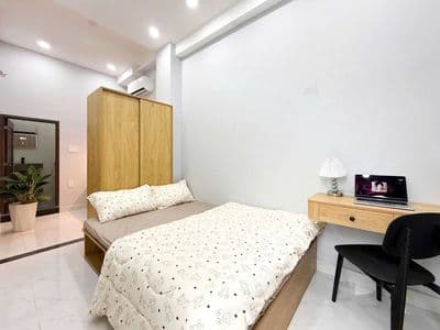 Studiuo full nt - ngay đh bách khoa- kinh tế- thang máy- an ninh