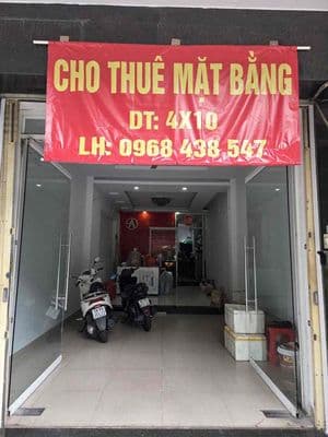 Cho thuê mặt bằng DT 4x10. giá thuê 18tr/tháng. LH ***.