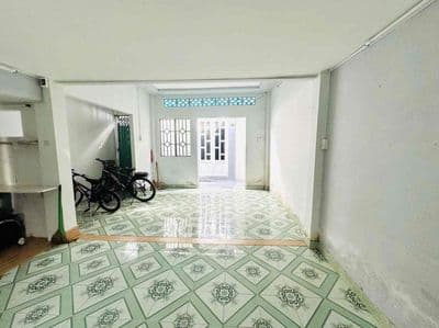 cho thuê nhà 40m2 1 lửng hẻm 2m ngay chợ cầu đồng Ngã Tư Ga Q.12
