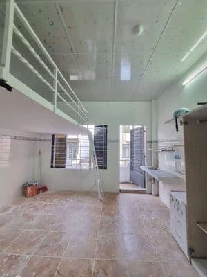 Duplex ban công thoáng ngay chợ thạch đà