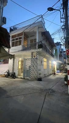 Rẻ 10tr 4pn - hẻm 4m ni nư huỳnh liên, gần lạc long quân, âu cơ