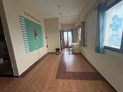 Cho thuê căn hộ 75m2, 2pn, wc, căn góc 2 ban công, 3 cửa sổ