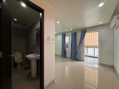 Y HÌNH - 1PN ban công full nội thất- trống sẵn ở liền - Gần parc Mall