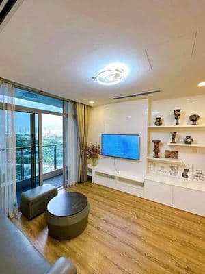 Cho thuê giá tốt 3PN view sông, nội thất xịn, Vinhomes Central Park