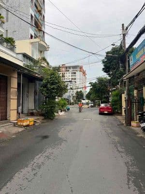 Nhà 5 lầu, 4x19, 10 phòng trọ, hẻm thông xe tải Phạm Văn Bạch