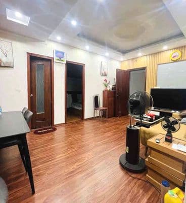 Bán chung cư nhỉnh 4 tỷ, 75m2, 3p.ngủ, 2vs, mặt đường nguyễn xiển