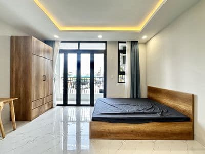 PHÒNG ĐẸP Studio ban công full NT xịn, gần HUTECH, Văn Lang, tiện Q1