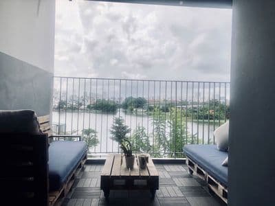 Cho thuê căn Mone 1 pn tách bếp, ban công rộng 16m2 mát mẻ cả ngày