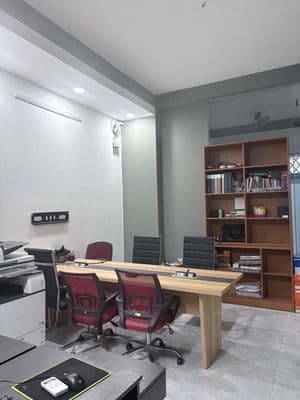 Cho thuê văn phòng làm việc - đầy đủ nội thất