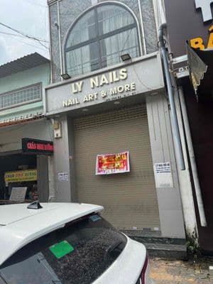 Cho thuê nhà mặt tiền bùi văn ba 21 triệu