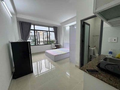 Studio cửa sổ to full nội thất siêu đẹp