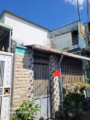 Cho thuê nhà Gát lững DT 4X15 Có 1pn 1wc Hẽm ba Gát