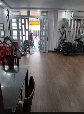 Cho thuê chung cư tầng trệt 86m 3pn ,2vc mới đẹp gần trường học
