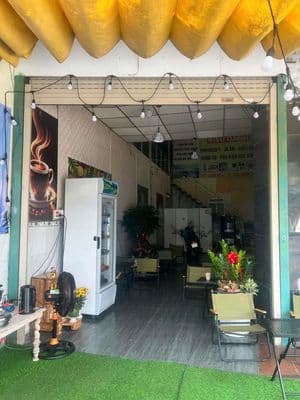 nhà mặt tiền buôn bán đối diện trường học đông hòa