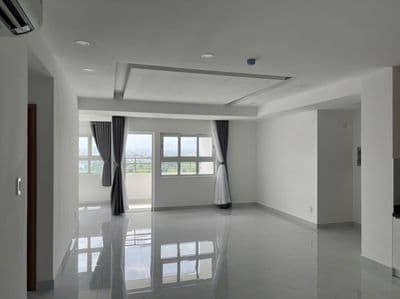 Cho thuê lâu dài căn góc 3PN 2WC 114m2 Block A tầng 15 giá 9tr/tháng
