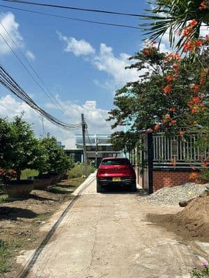 Đất nền ngay Ủy Ban Mỹ Lộc