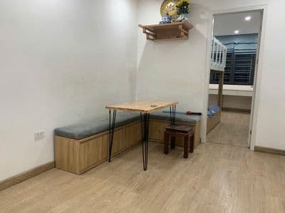Căn hộ TT tầng 3 DT 65m 2P.Ngủ có đồ đẹp thoáng phố Hoàng Ngọc Phách