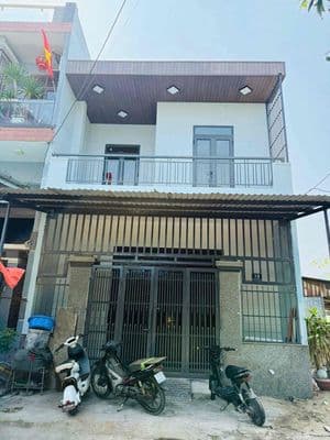 bán nhà 2 tầng đường Xuân Thiều 16. ngay bãi tắm biển