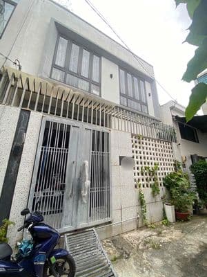 Cho Thuê Nhà 1T1L 3PN2WC Hẻm OTO ĐS6 NTCB Có Sân Thượng Chill