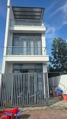 Bán nhà khu làng sen đức hòa