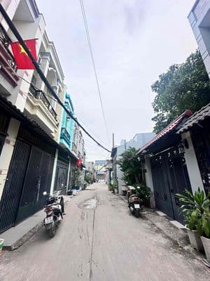 GẤP Bán nhà 2 Tầng Hẻm 6m thông, Đường Liên Khu 4-5 gần chợ Bình Thanh